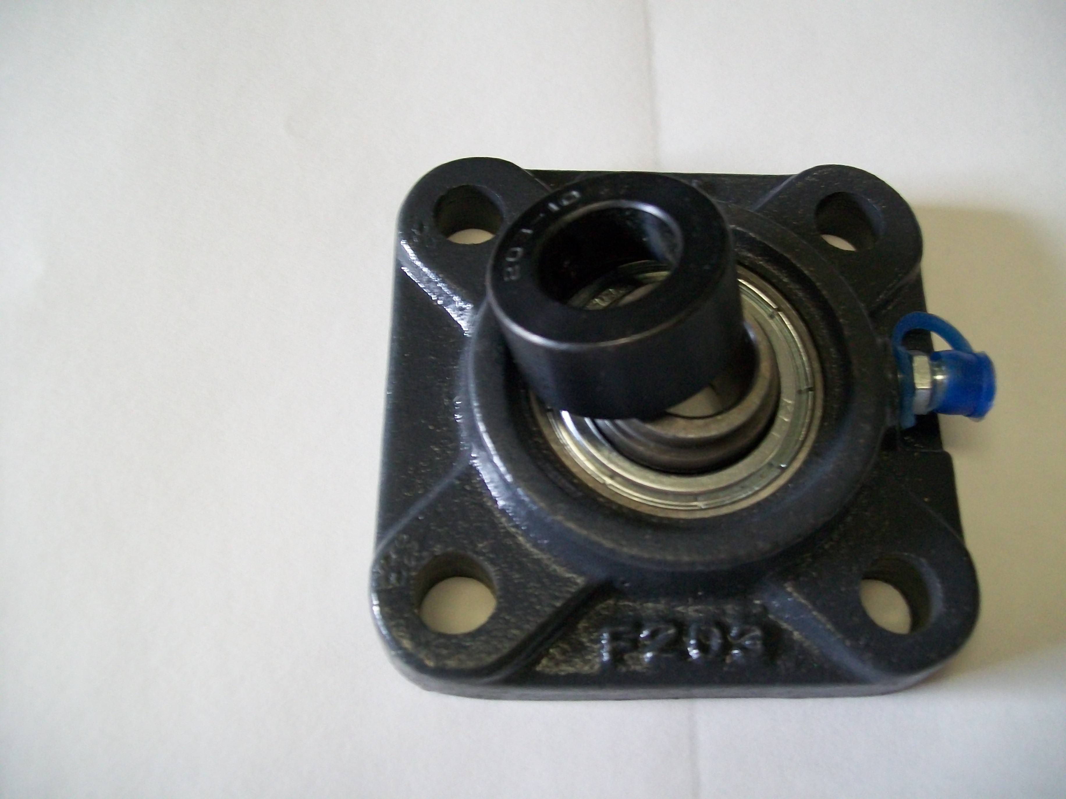 HCFS207-20, 4 Bolt Flange, 1 1/4" Bore w/Locking Collar